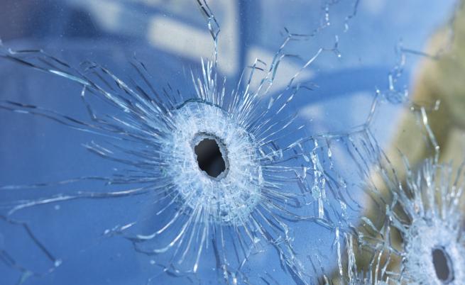 Стрелба с въздушен пистолет по кола в София, има пострадал