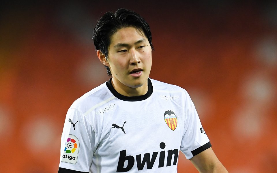 Италианският шампион Ювентус си е харесал халфа на Валенсия Канг-Ин