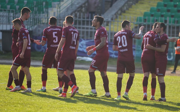 Септември София излъга Добруджа в двубой с изобилие от положения (видео + галерия)