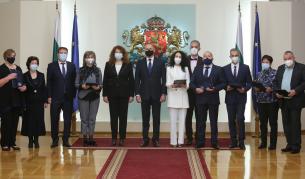 <p>Президентът Радев: Здравната ни система се нуждае от лечение</p>