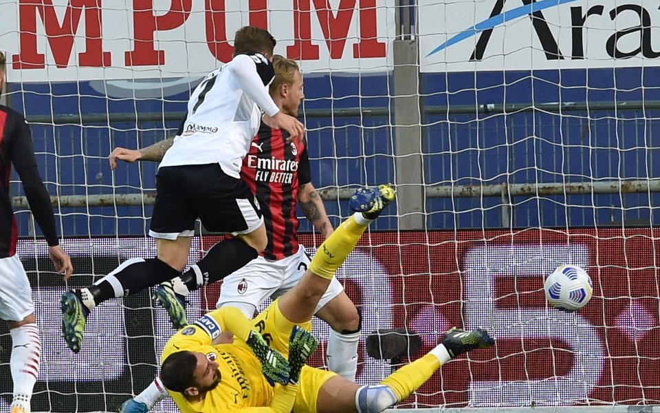 Милан постигна трудна победа с 3:1 като гост на Парма