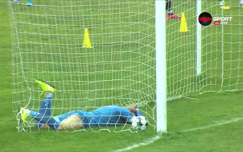 Вижте всичко най-интересно от първото полувреме на дербито на 27-ия