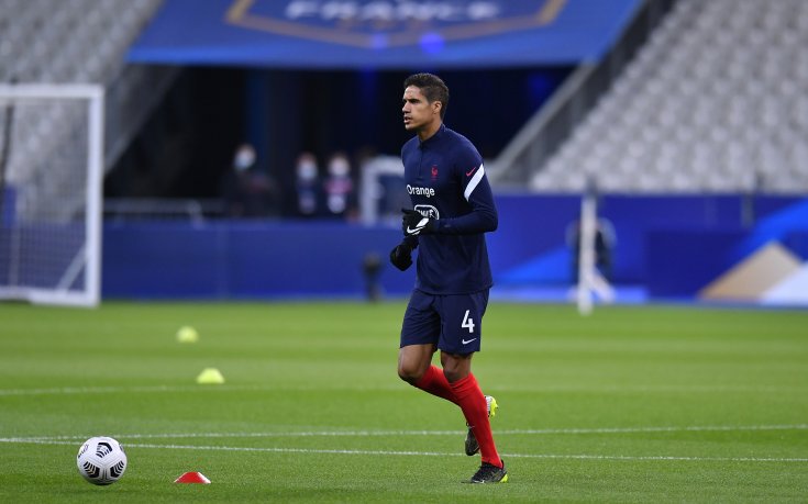 Юнайтед поглежда към Варан за трети път