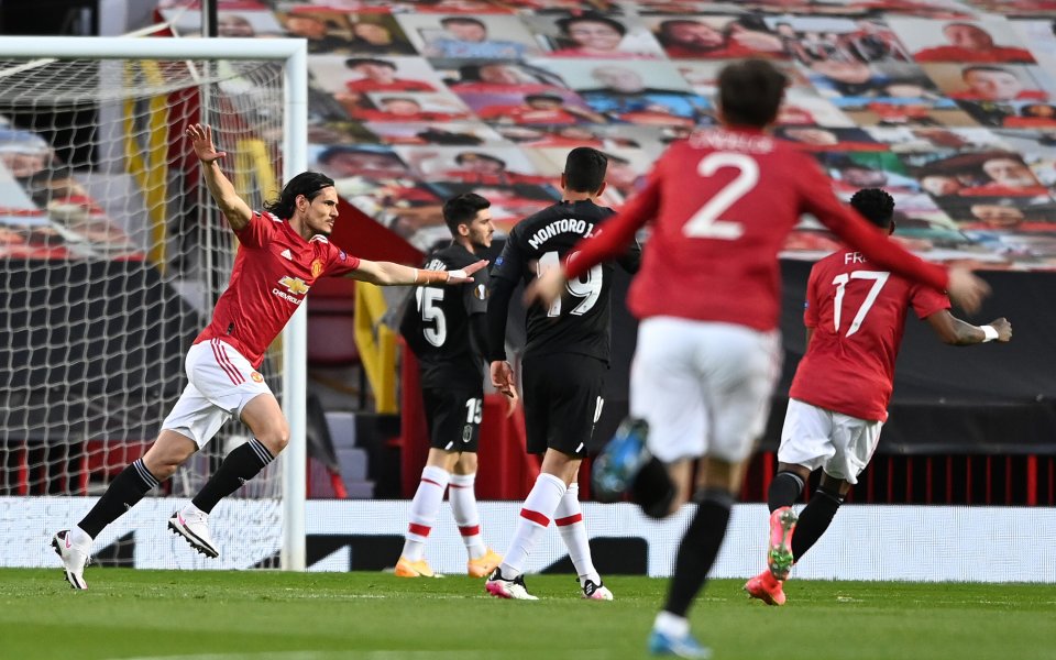 Манчестър Юнайтед и Гранада играят при резултат