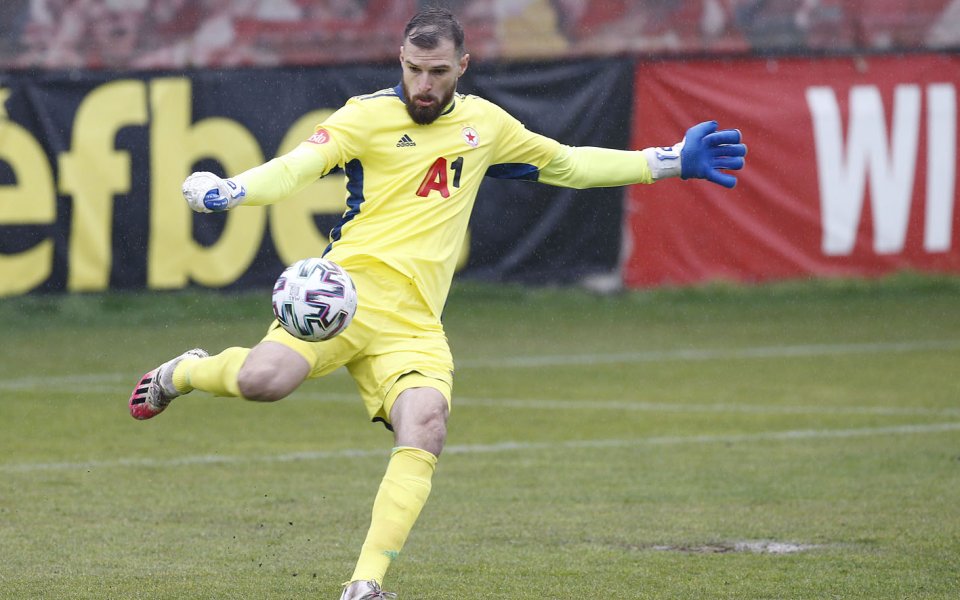 От ЦСКА отрекоха възможността да се разделят с титулярния си