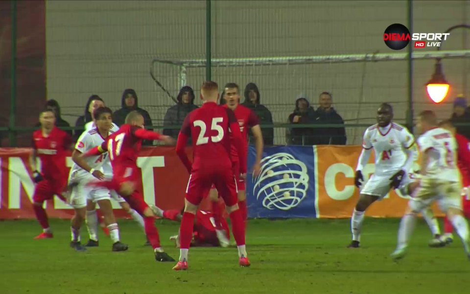 Царско село отново поведе на ЦСКА в сблъсъка между двата