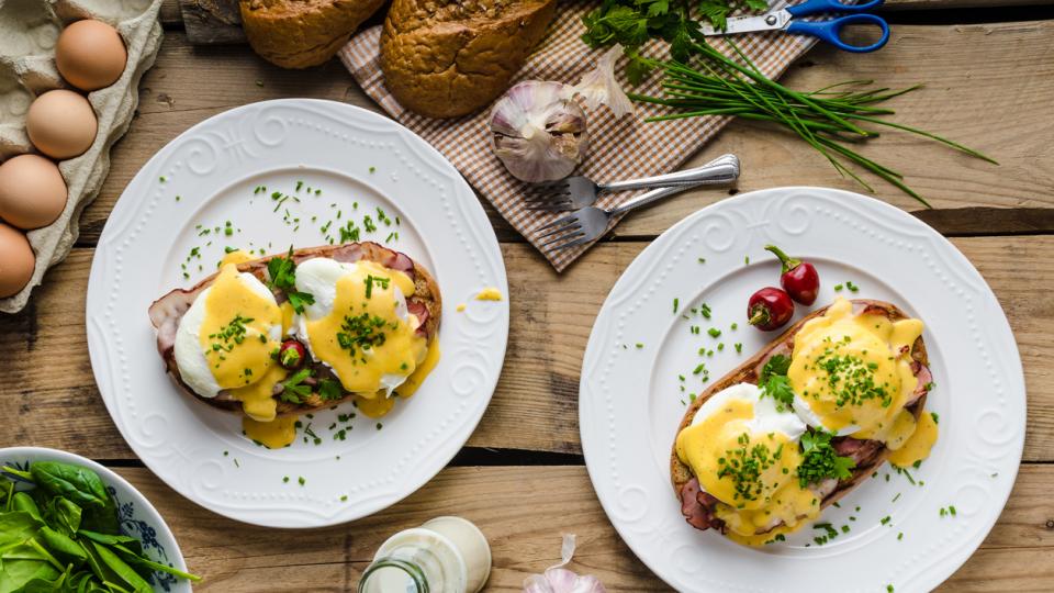 Вкусные яйца по-Бенедиктински - Рецепт | kormstroytorg.ru