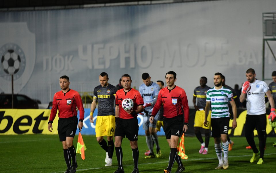 Ботев Пловдив гостува на Черно море в среща от първия