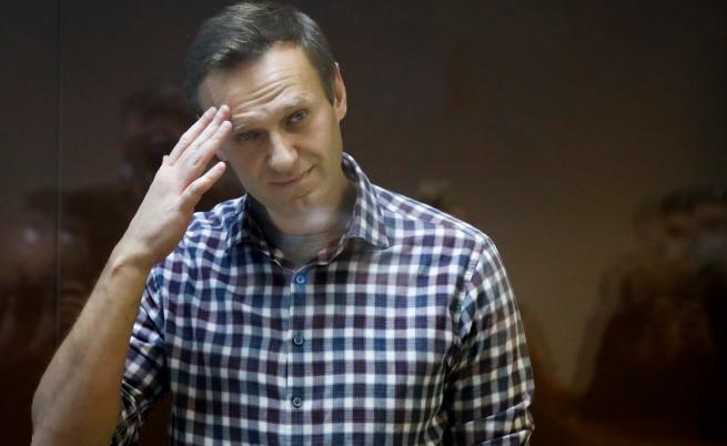 Навални oт затвора в Арктика: Аз съм вашият нов Дядо Мраз