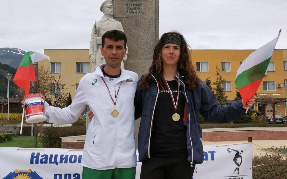 Шабан Мустафа (Шампион Сунгурларе) и Елена Георгиева (Локомотив Дряново) спечелиха