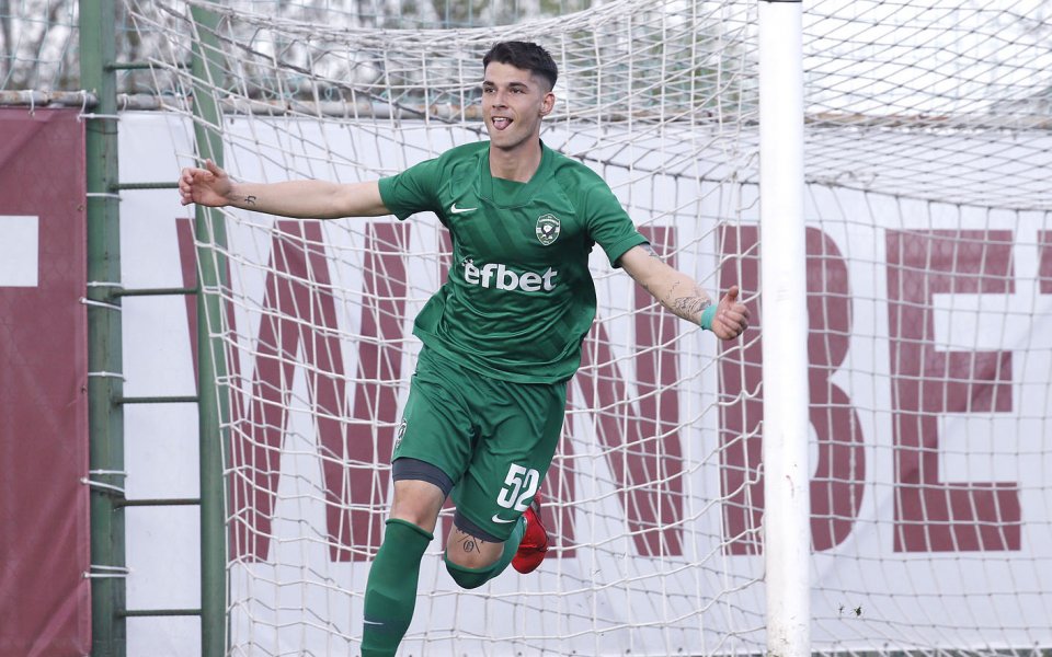 Отборите на Миньор Перник и Лудогорец II дават старт на