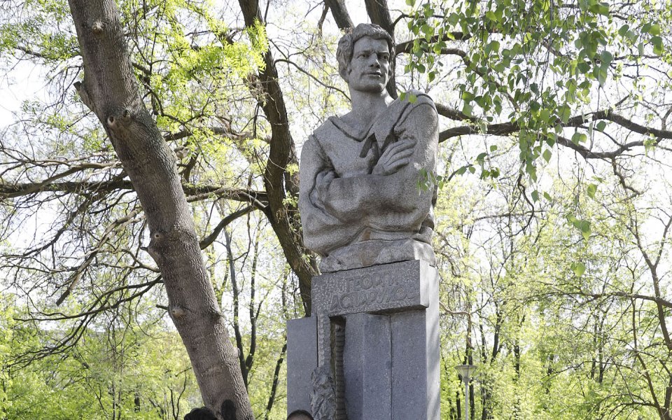 Паметник на легендата на Левски Георги Аспарухов-Гунди ще бъде издигнат