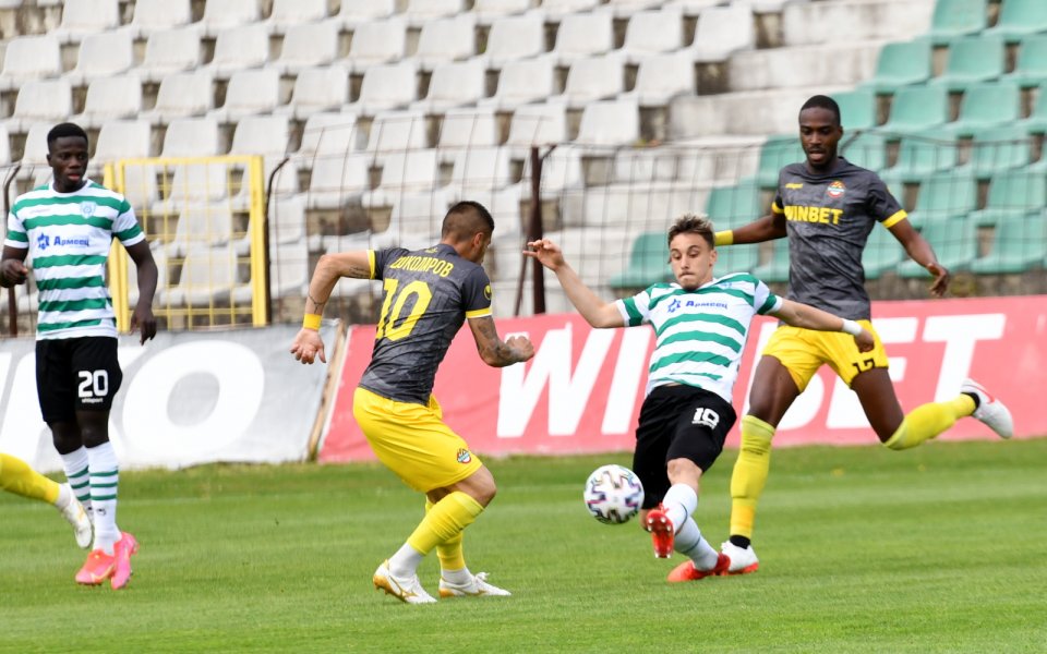 Ботев Пловдив посреща Черно море в мач от плейофната група