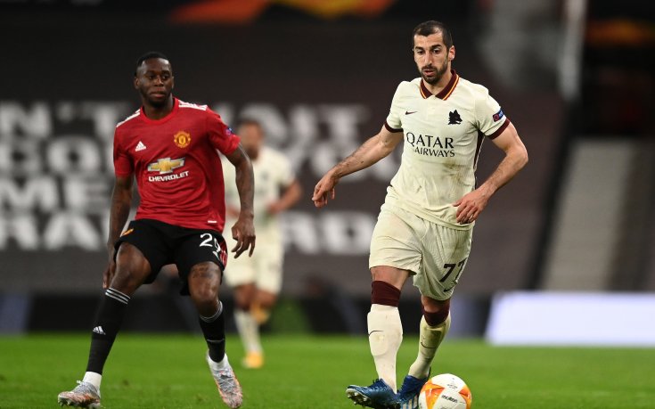 Ас на Рома си тръгва заради Моу?