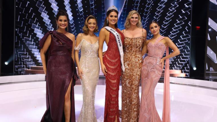  Андреа Меса от Мексико е новата „ Мис Вселена “ 