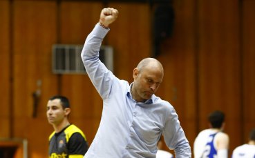 Старши треньорът на Левски Лукойл Тити Папазов призна за превъзходството