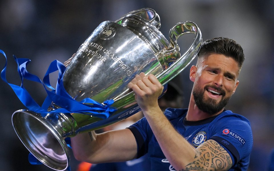 Нападателят на Челси Оливие Жиру е отказал да удължи договора