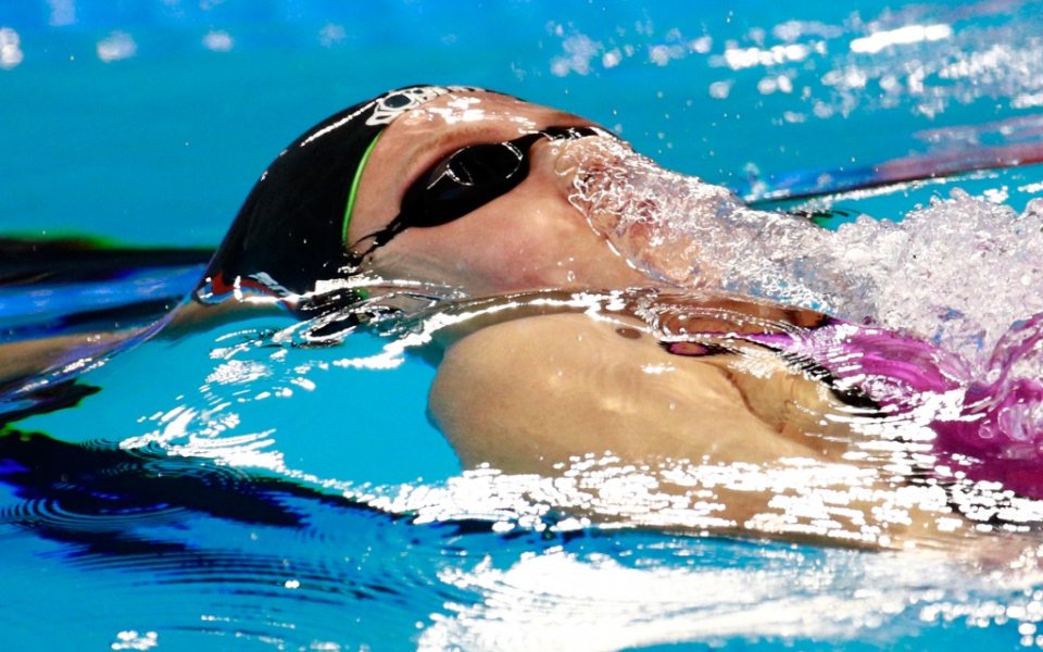 Дария Устинова е руска плувкиня, която е финалистка на Олимпиадата