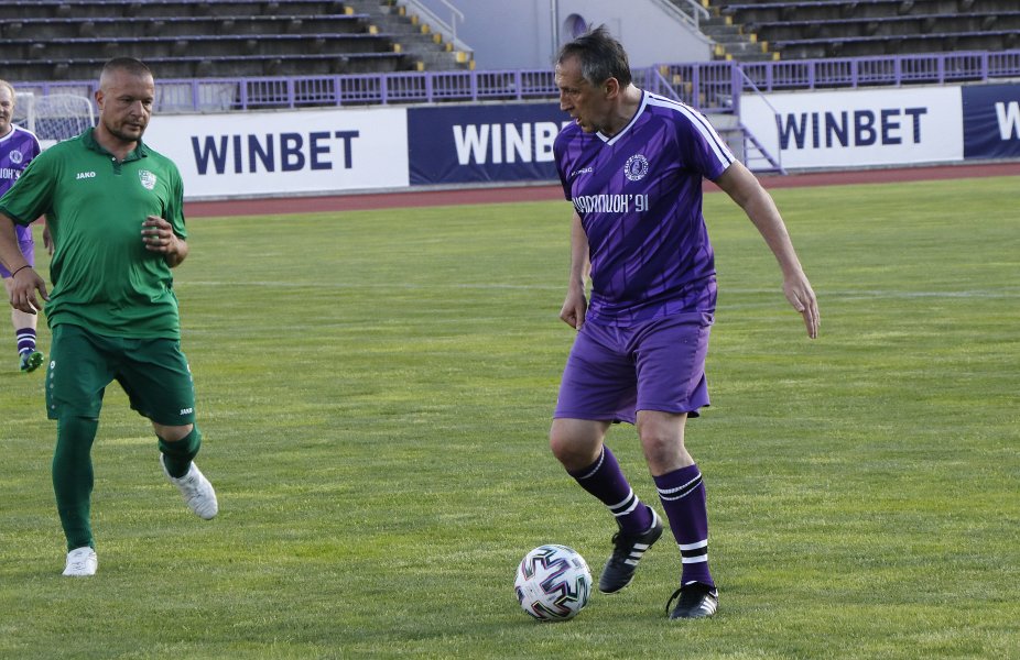 Етър честване на 30 годишнината от шампионската титла1