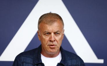 Собственикът на Левски Наско Сираков застана пред медиите преди старта