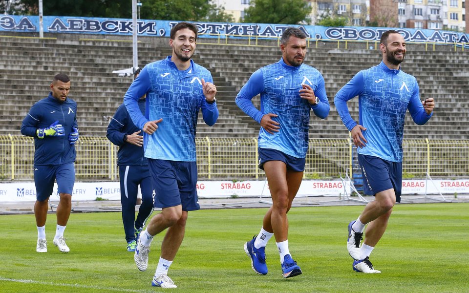 Станимир Стоилов е готов да застане начело на Левски. Това