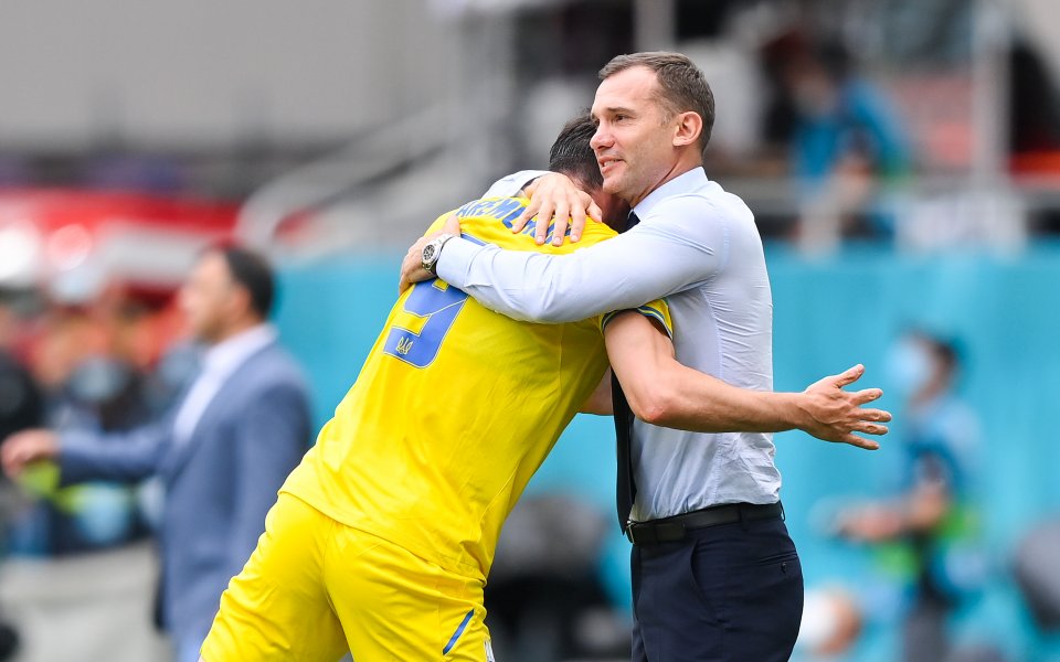 Отборите на Украйна и Северна Македония играят при