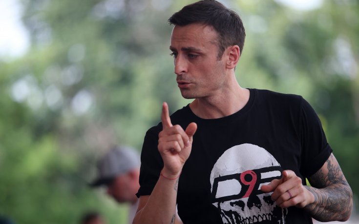 Бербатов отбеляза рекорда на Мартин Камбуров