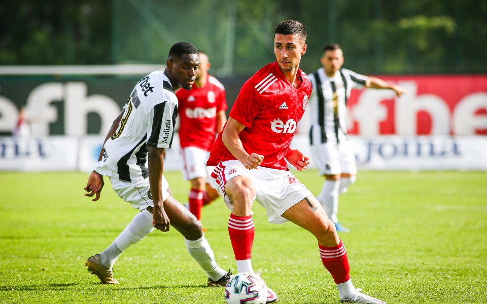 ЦСКА 1948 победи с 2:1 домакините от Септември Симитли в