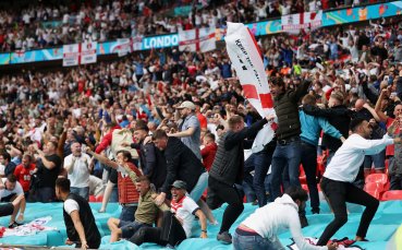 Феновете на английския национален отбор които смятат да подкрепят трите
