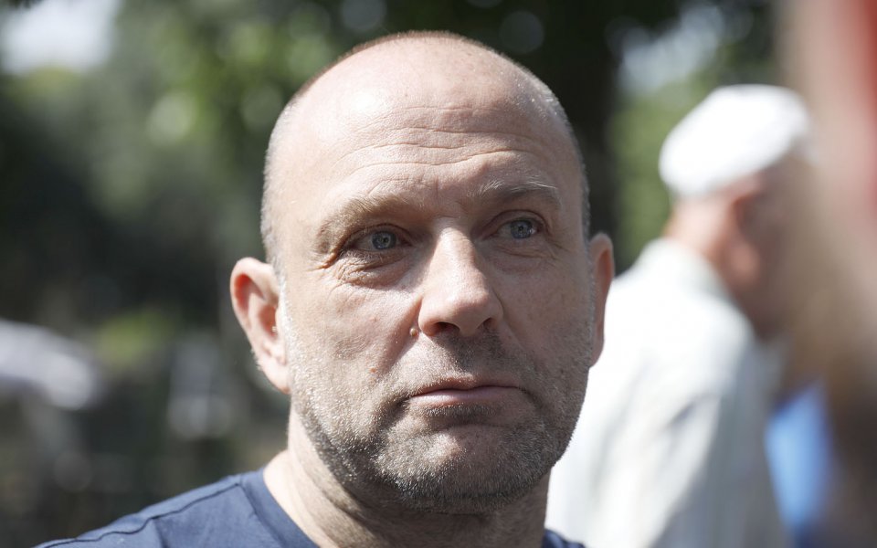 Членът на Управителния съвет на Левски Константин Папазов говори пред