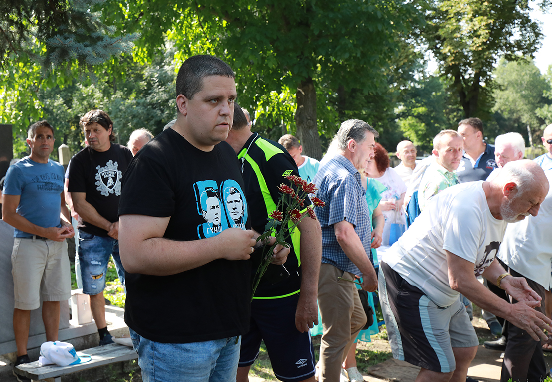 <p>Панихида по повод 50 години от смъртта на две икони на българския футбол - Георги Аспарухов и Никола Котков</p>