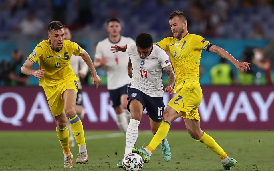 Украйна и Англия играят при 0:3 в последния 1/4-финал от