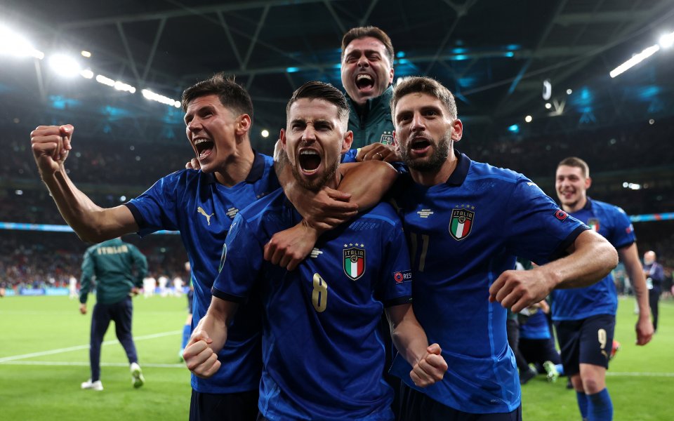 Националните отбори на Италия и Испания изиграха един от най-големите