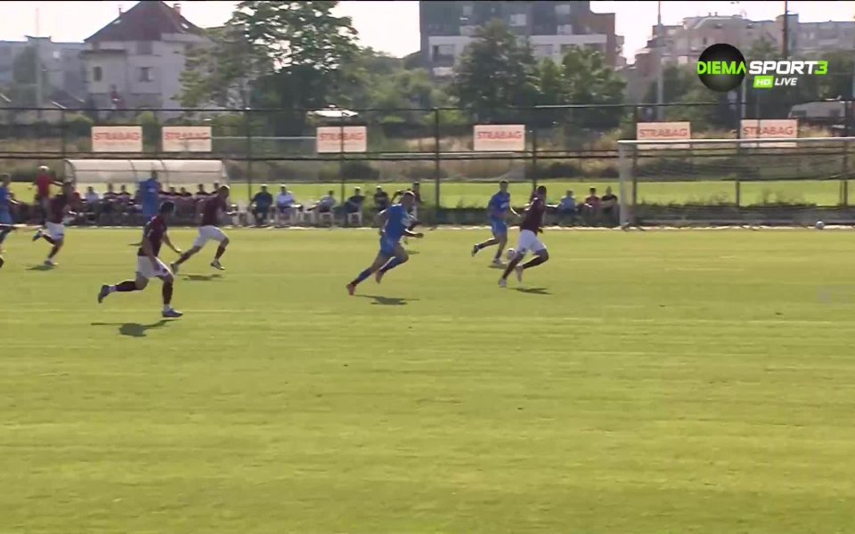 В 23-ата минута Левски удвои преднината си, Марин Петков получи