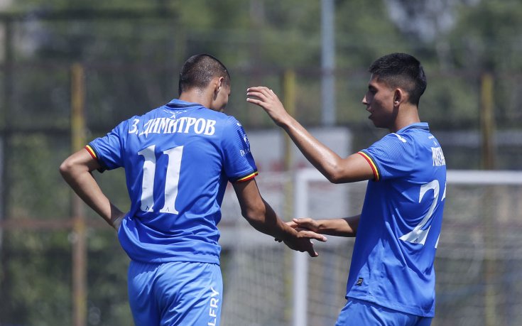 Велев: Левски играе с българи, а Сираков трябва да има решение