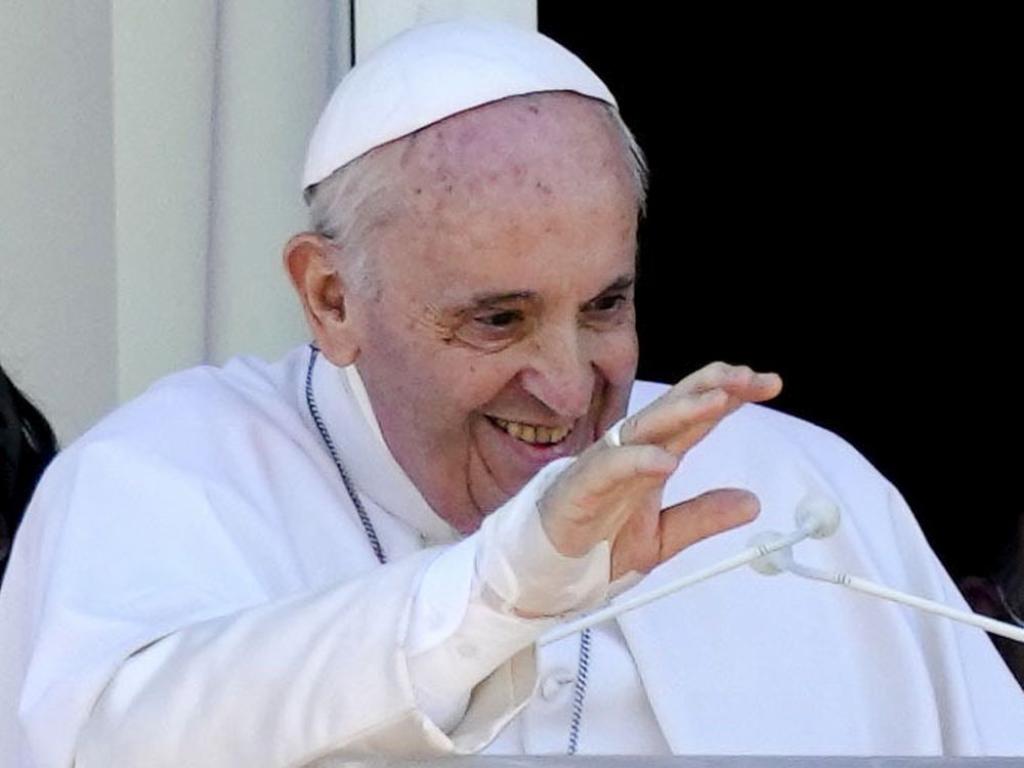 Папата получи пристъп на кашлица по време на събитие във