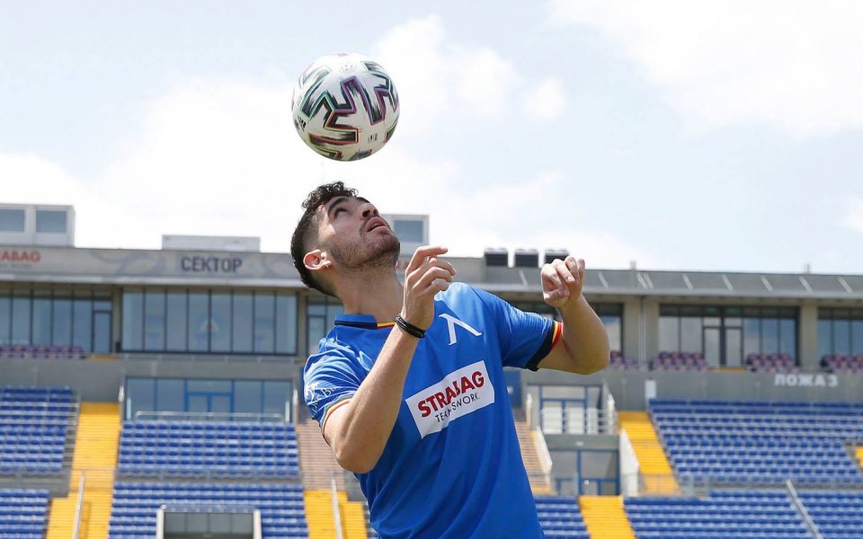 Левски представи Христос Сиелис