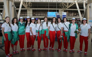 Българските състезателки по художествена гимнастика пристигнаха на лагера в Мураяма