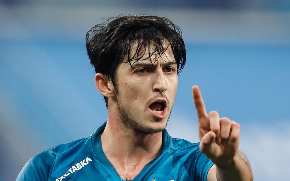 Рома стартира преговори за привличането на звездата на Зенит Сердар