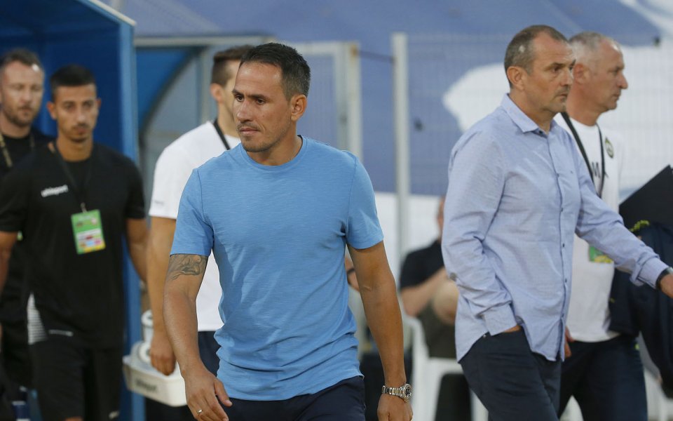 Отборът на Левски е на крачка от два сериозни трансфера.