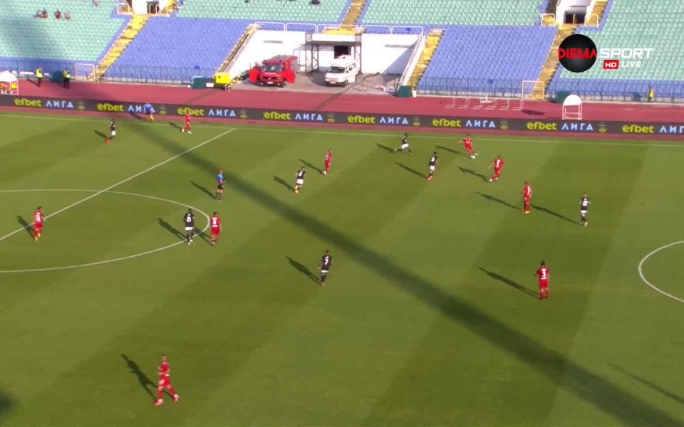 След половин час игра Йоан Баи изведе ЦСКА напред в