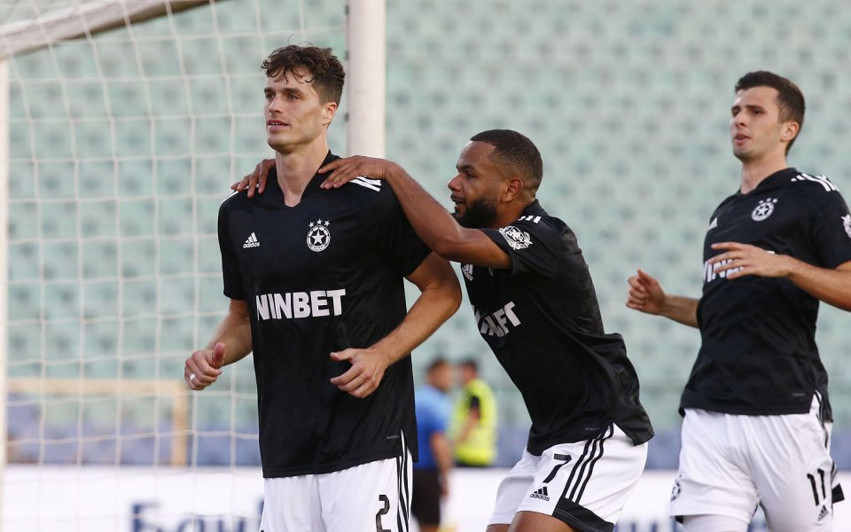 ЦСКА играе страхотно в Европа, но е само с 3