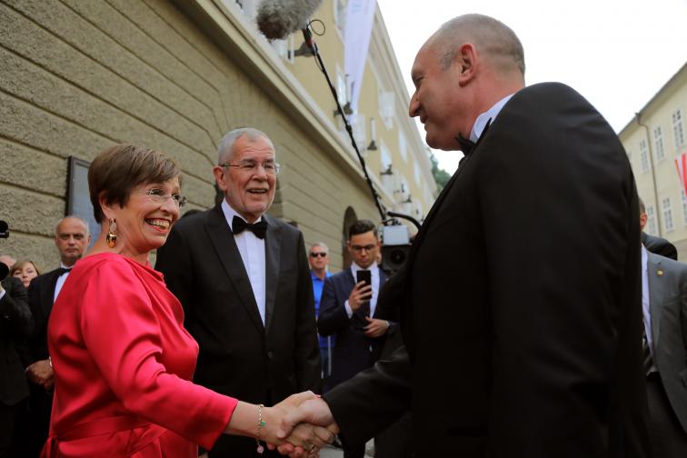 Официална визита в Австрия на държавния глава и първата дама