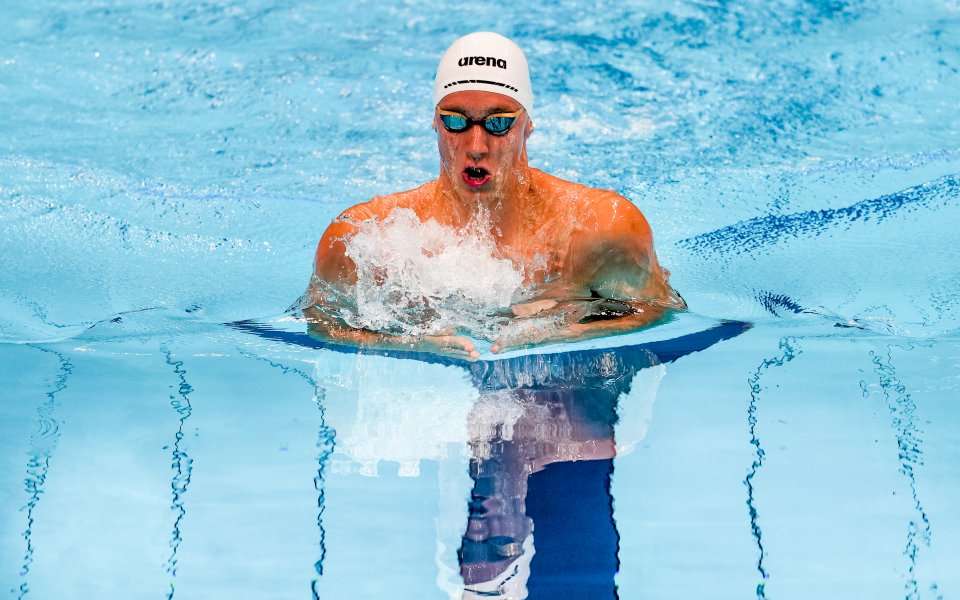 Българите останаха извън полуфиналите в първия ден на Световното по плуване