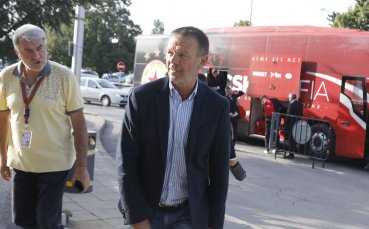Треньорът на ЦСКА Стойчо Младенов ще даде официална пресконференция в