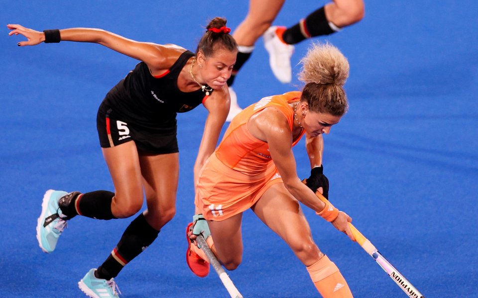 Турнирът по хокей на трева при жените на Олимпийските игри