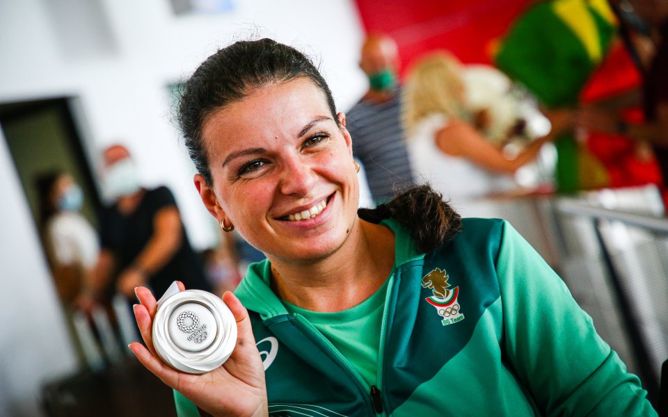 Антоанета Костадинова Няма да мечтая за олимпийска титла Още спорт