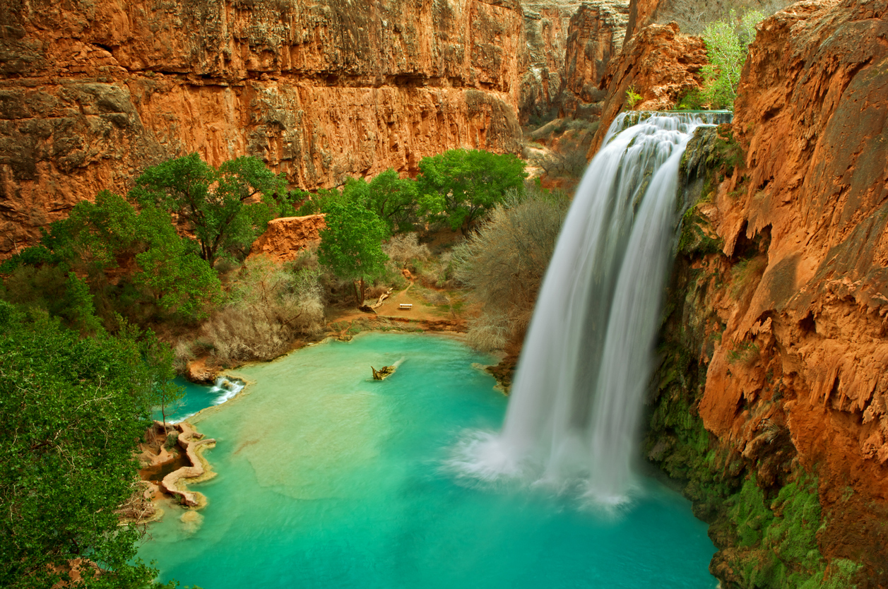 <p>Havasu Falls, Гранд Каньон, Аризона, САЩ</p>