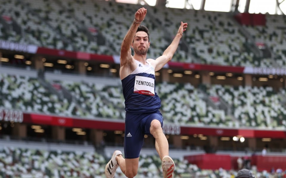 Милтиадис Тентоглу от Гърция спечели драматично титлата на скок дължина