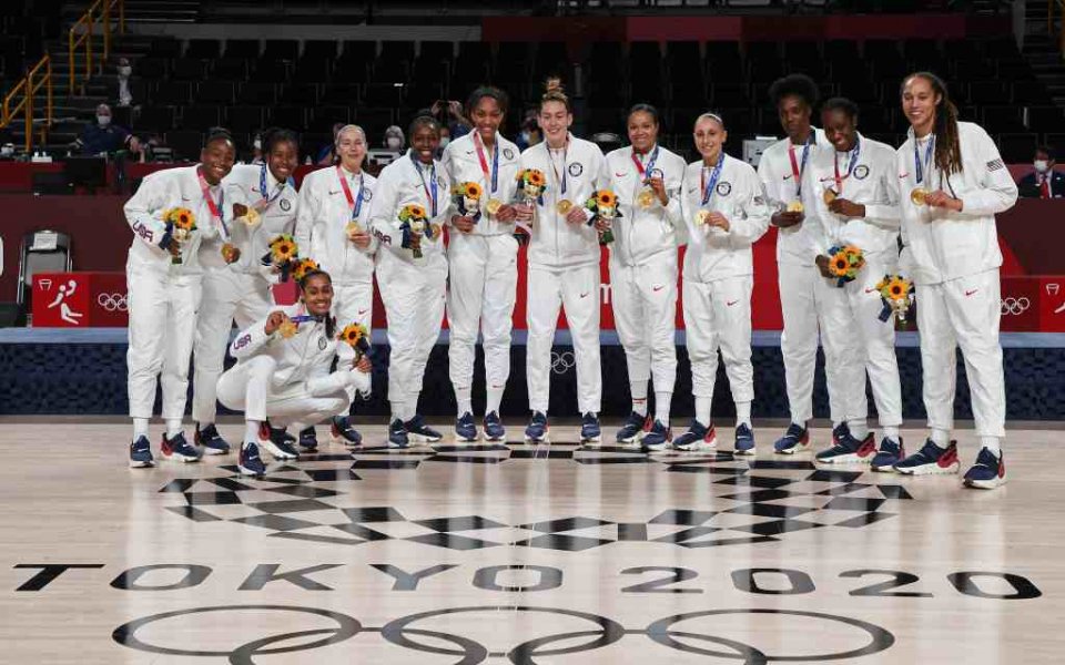 Женският национален отбор на САЩ победи Япония с 90:75 (23:14,